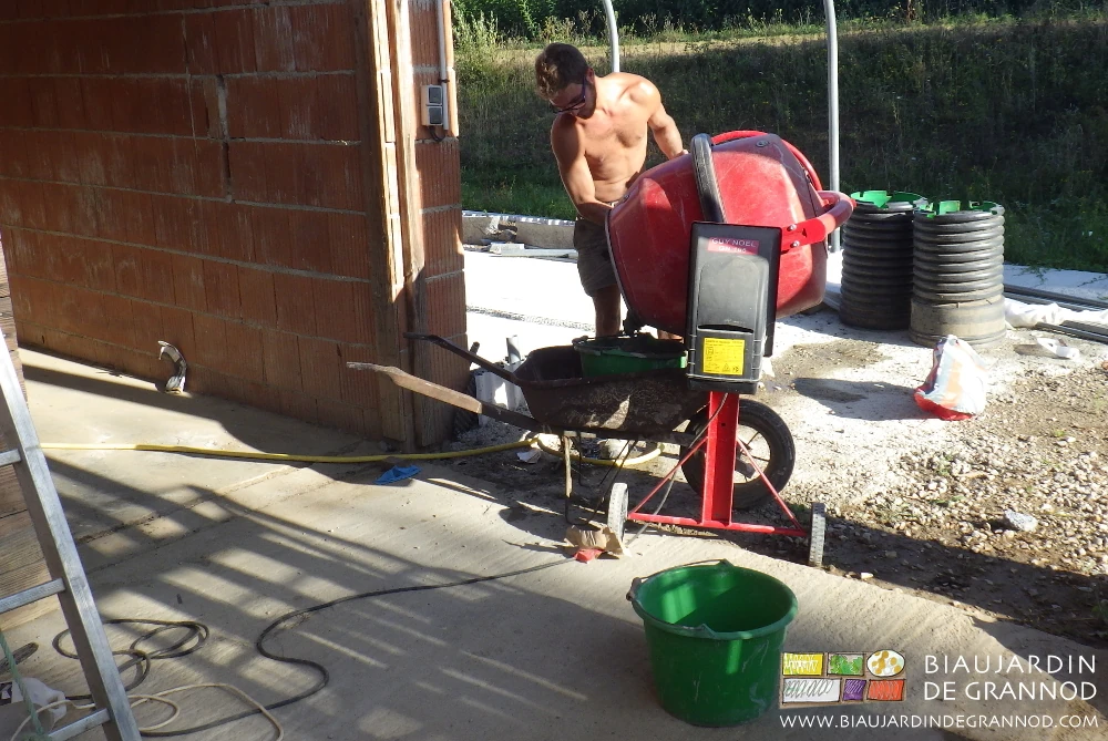 photo de Matthieu à la bétonnière