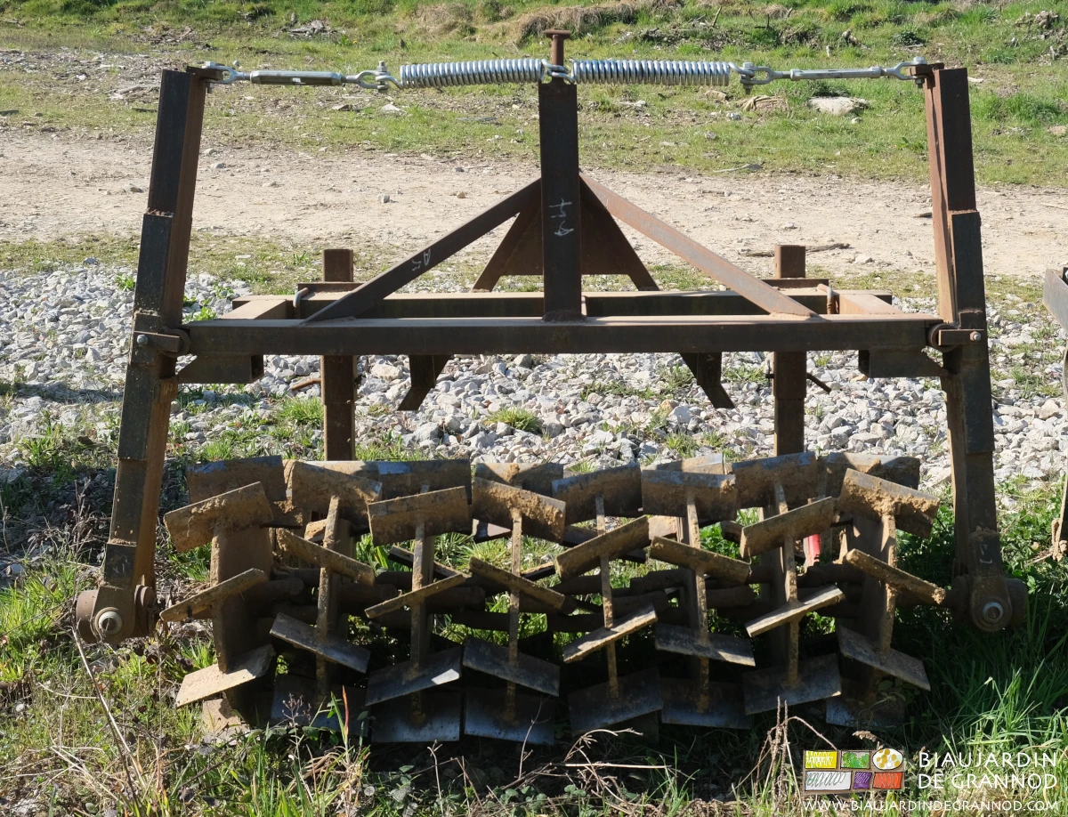 photo de face du roloflex avec ses éléments articulés sur ressort