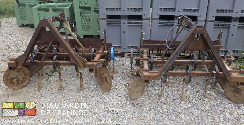 photo de vibroplanche en deux versions selon but du travail