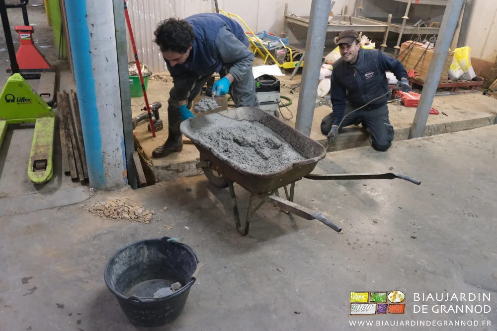 photo du remplissage et vibrage de chaque fondation